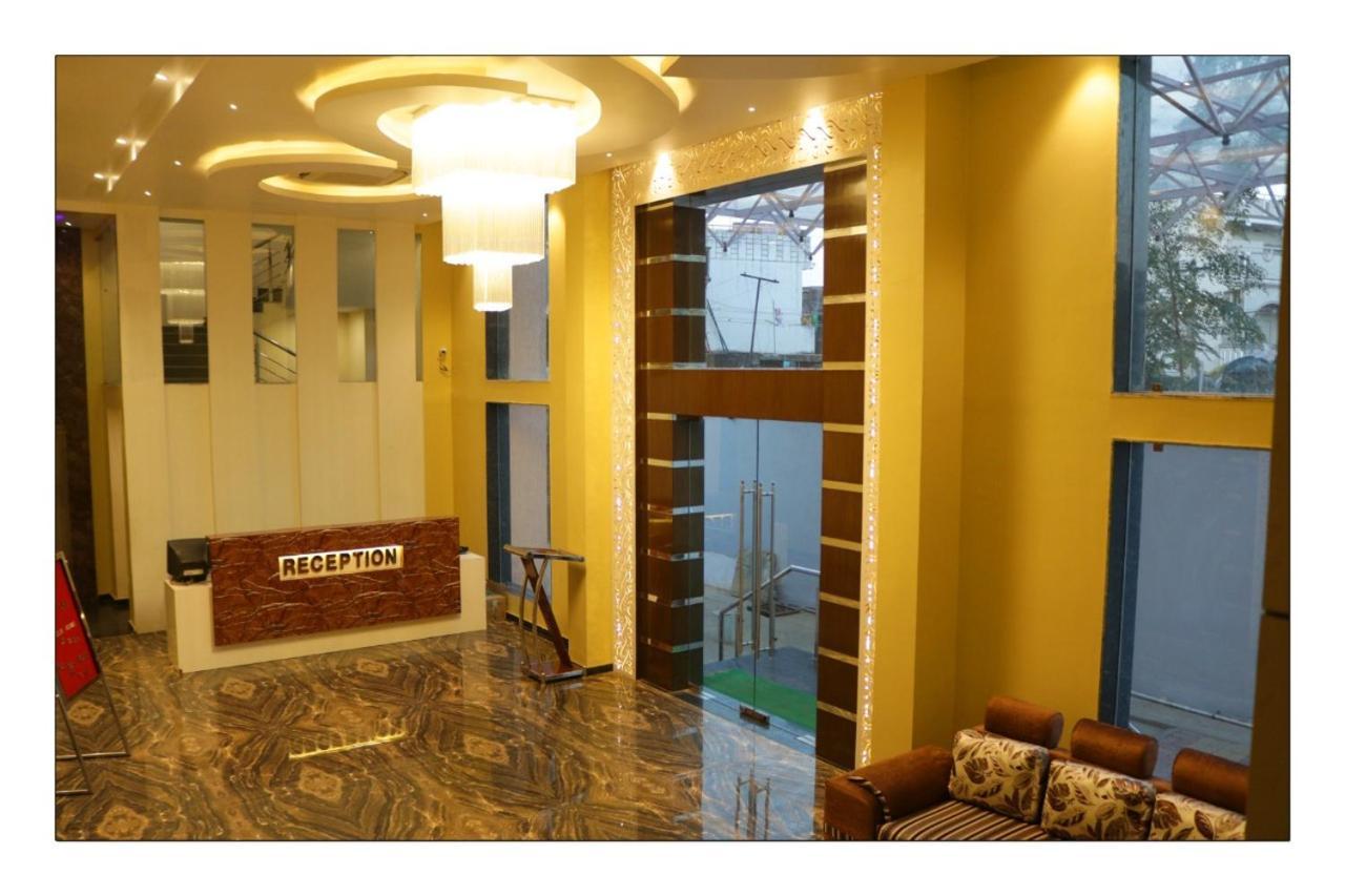 Hotel Grand Surya Kodarma Экстерьер фото